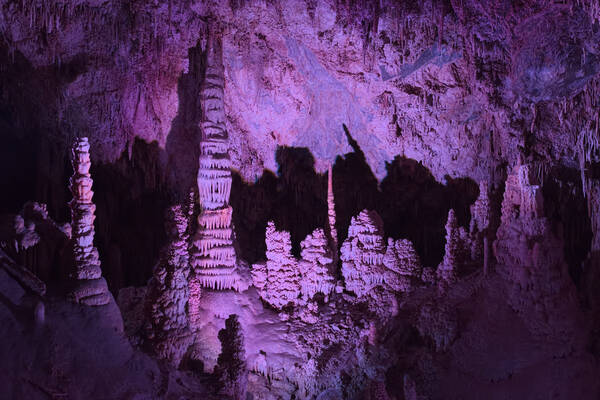 Lewis Clark Caverns