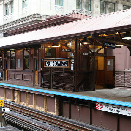Quincy Station aan de Loop