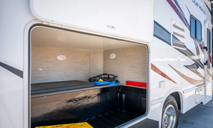 El Monte RV familie-camper C-Small