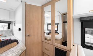 Meridian RV C-Medium