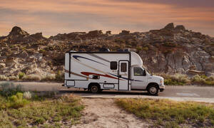 Road Bear SVC 23-25 feet camper Road Bear RV familie-camper C23-25 ft