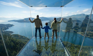 Overhang, Malahat Skywalk Victoria Malahat Skywalk
