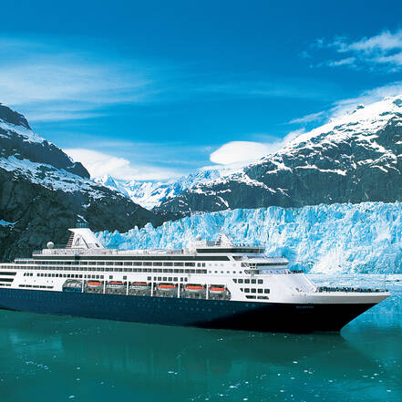 Glacier Bay, Alaska Holland America Line Cruise door Glacier Bay, Alaska