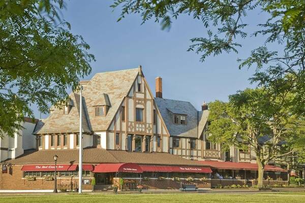 The Red Coach Inn, Niagara Falls