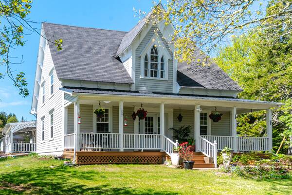 Innisfree Bed & Breakfast, Hopewell Cape